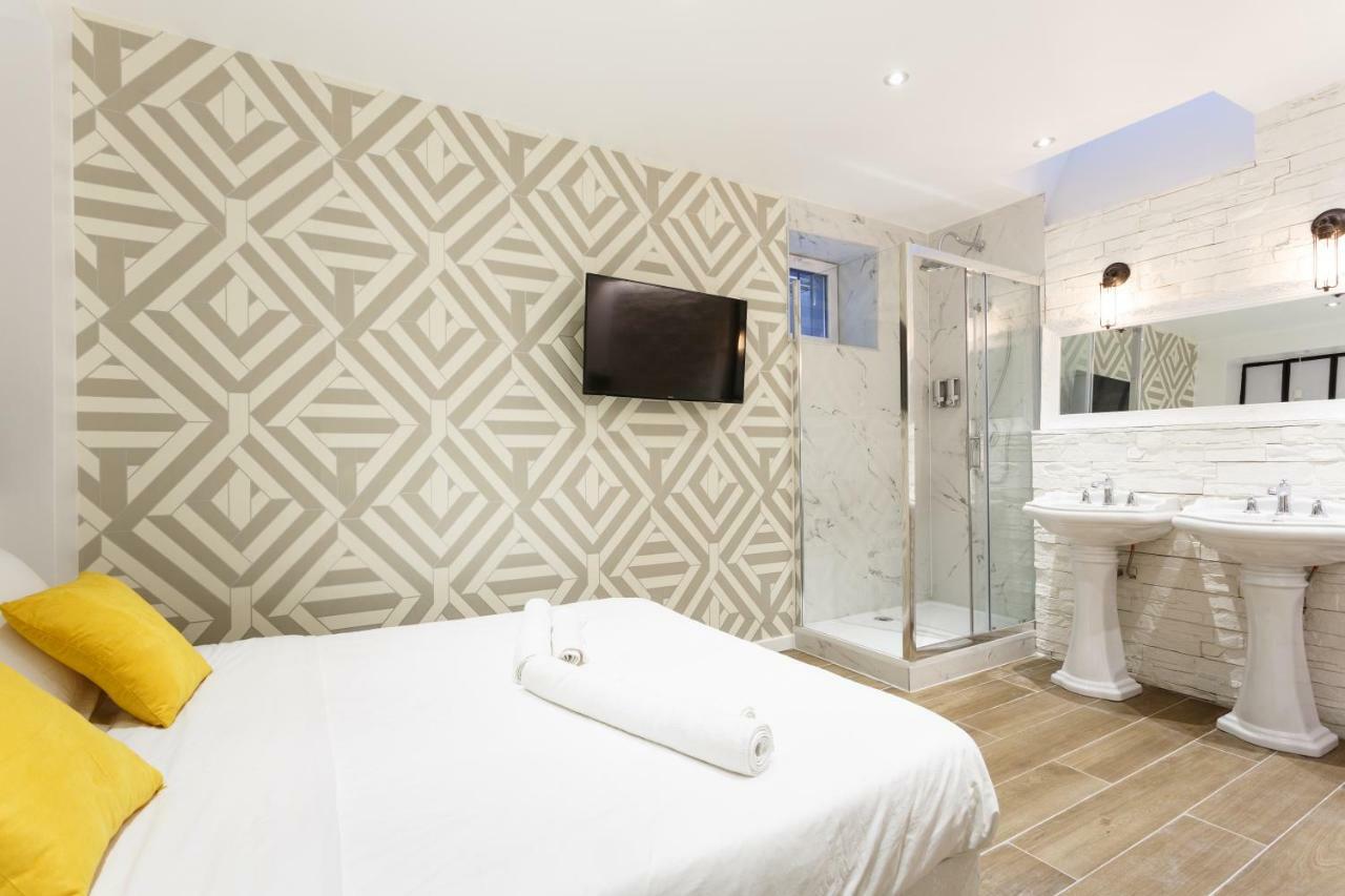 Ferienwohnung Lovely Place In A Quiet Area Between Invalides Et Eiffel Tower Paris Exterior foto